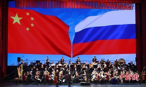 首先必须明确：
俄罗斯是主权国家
所谓“俄罗斯解体”是毫无根据的猜测，且任何国家