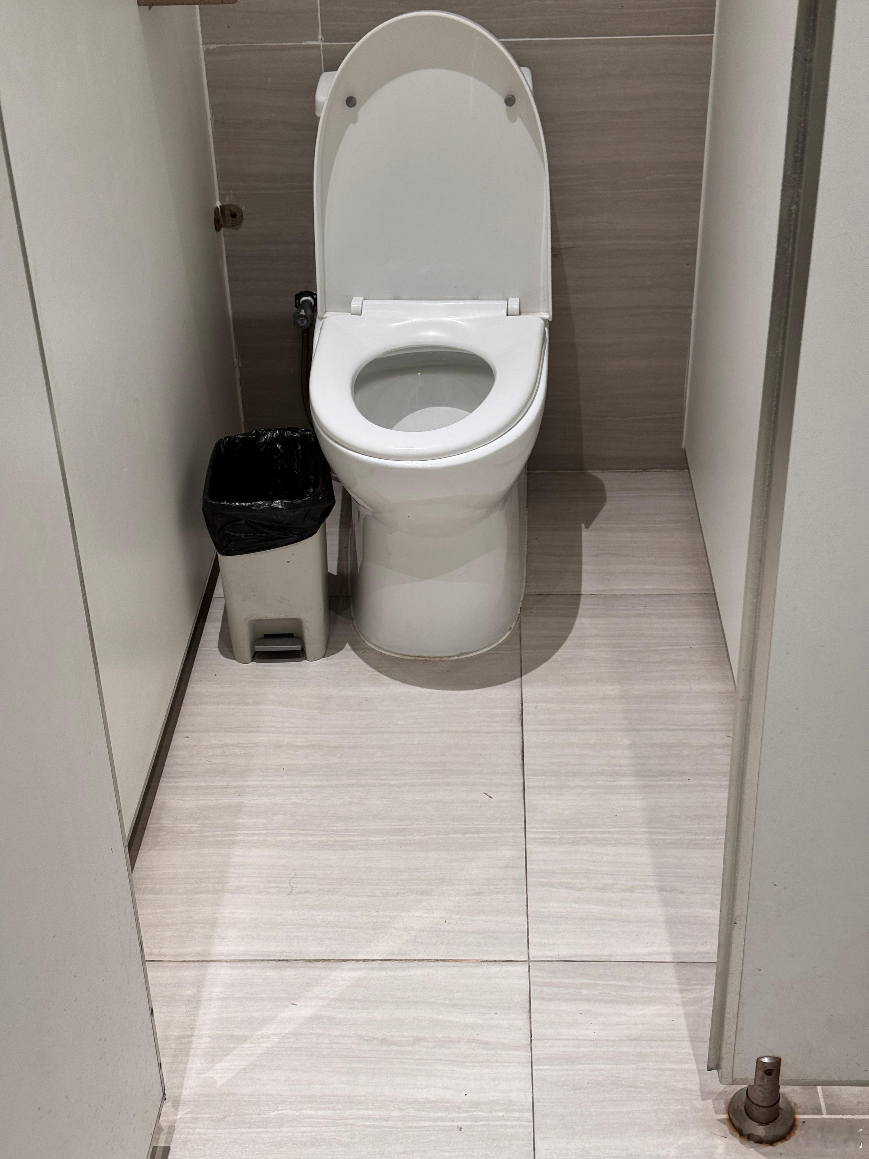 出门在外，大家一般更偏好哪一种？一还是二？ 