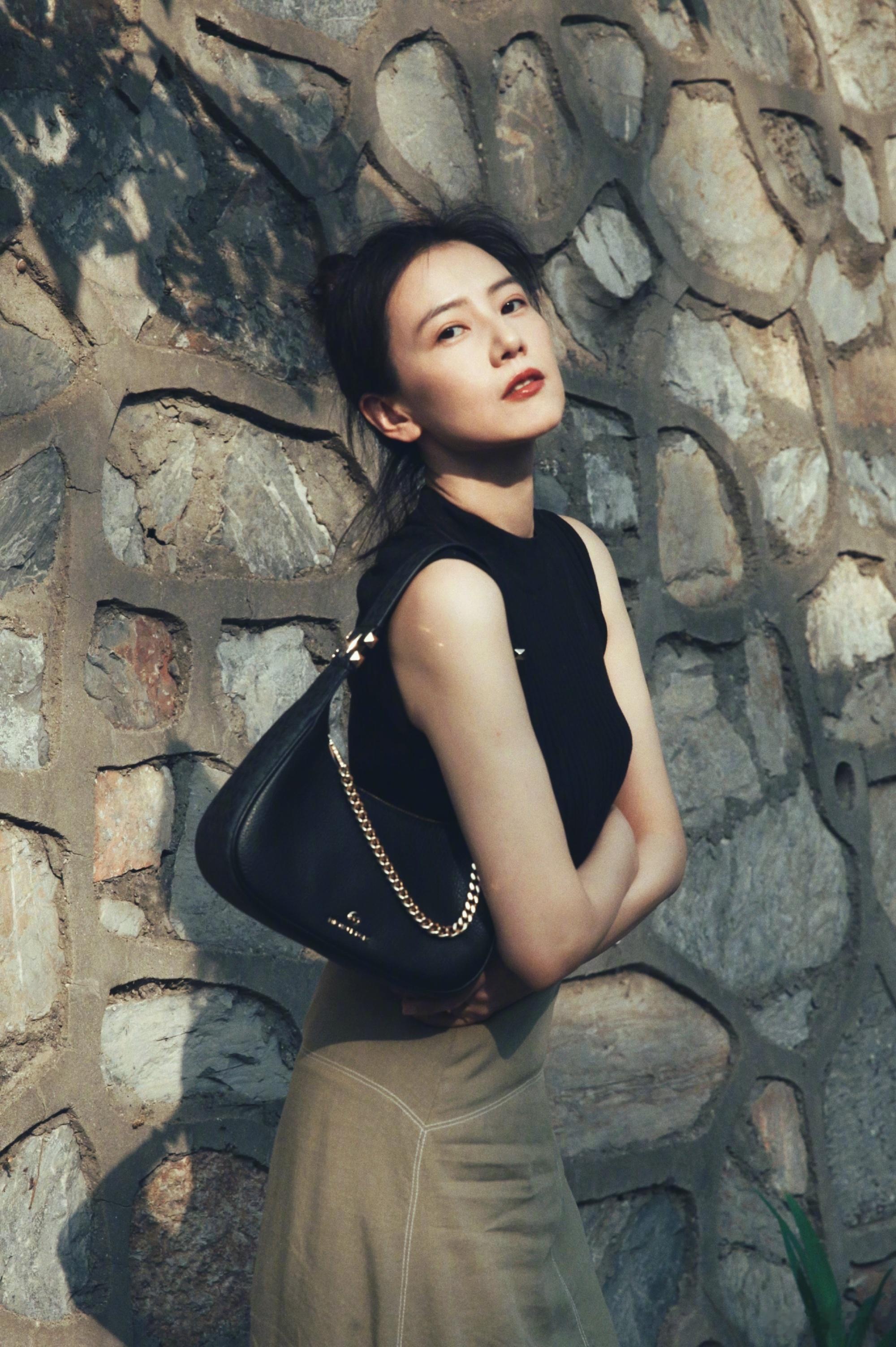 今天世界读书日刷到好多活动，直接被“春风里读书刚刚好”这句话戳中了！北京这场12