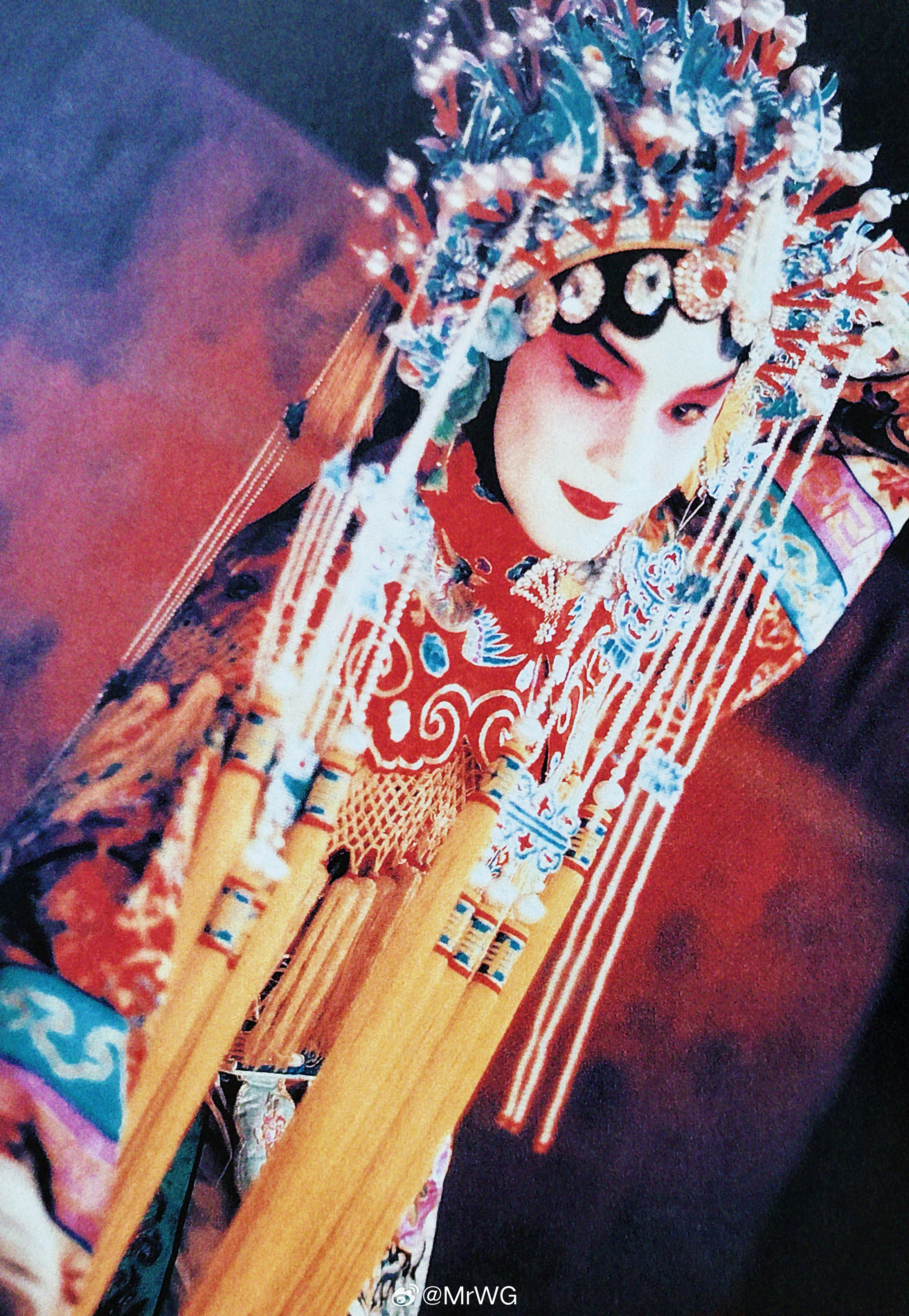 张国荣[超话]独家扫描 像是，斜阳渐远的纪念，那么，绝代的，名叫张国荣张国荣 的