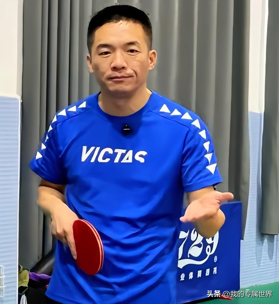 业余乒乓球王和世界级别专业运动员差别到底有多大？在刚刚美国大满贯上战胜王楚钦的林
