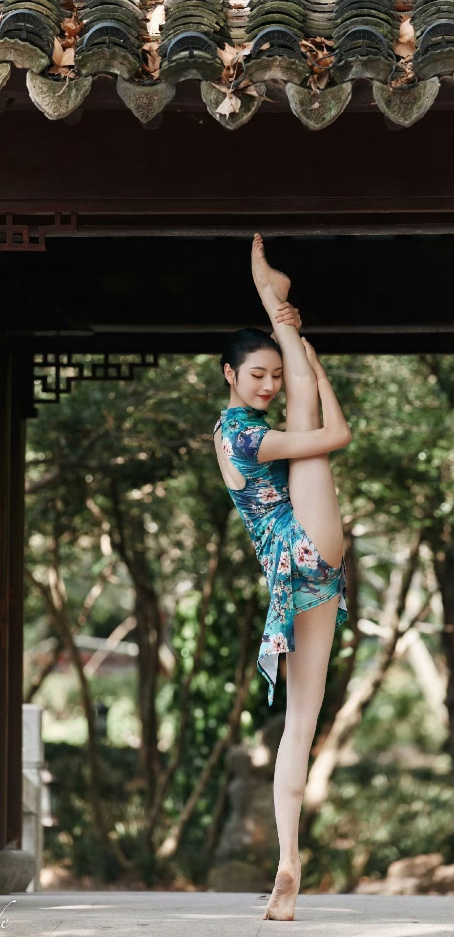 口号越多等于能力和实力越匮乏。 