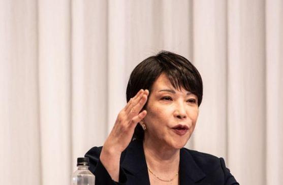 北美大陆上几十年的铁杆兄弟闹翻了，误伤日本！

大伙儿敢信吗？美国和加拿大，这两