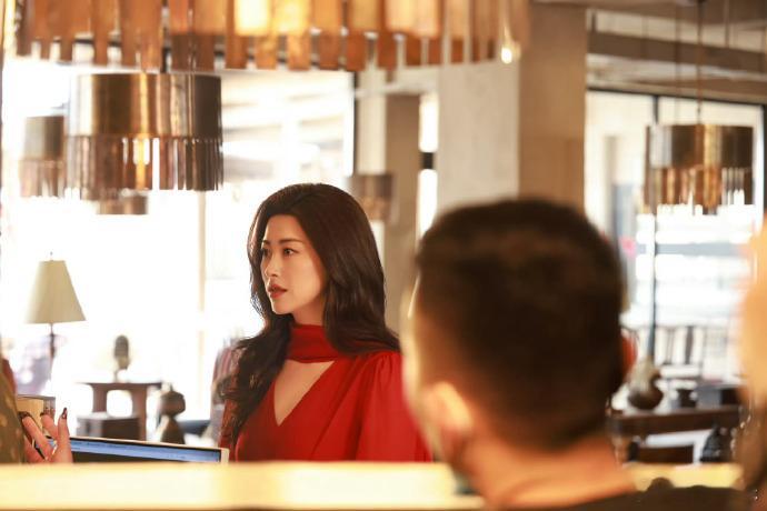 蜜语纪好狗血真的佩服许蜜语的心态，遭遇丈夫出轨、亲戚吸血、小三挑衅这么多糟心事，