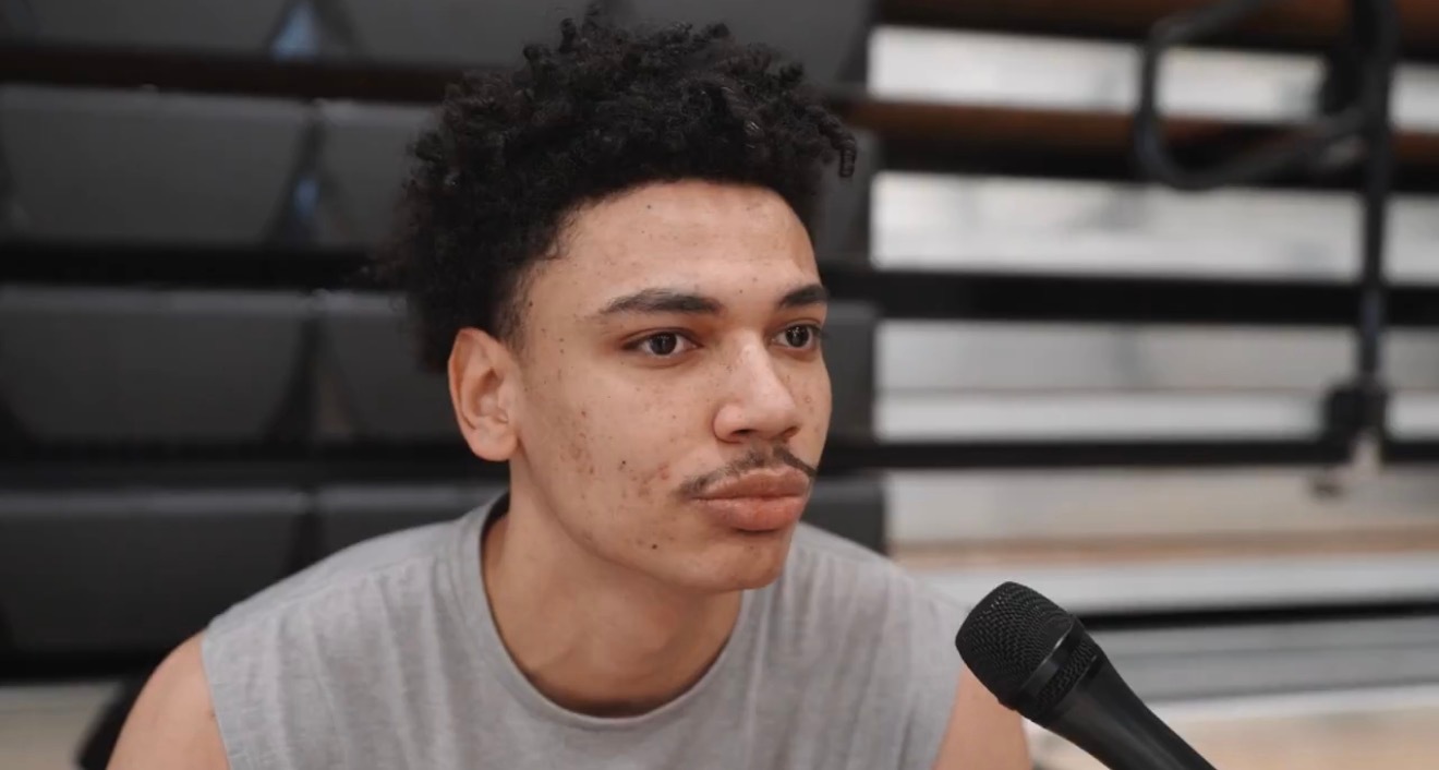 科比桑德斯：到目前为止，对他影响最大的队友是邓恩“他总是能把能量带进来……也教了