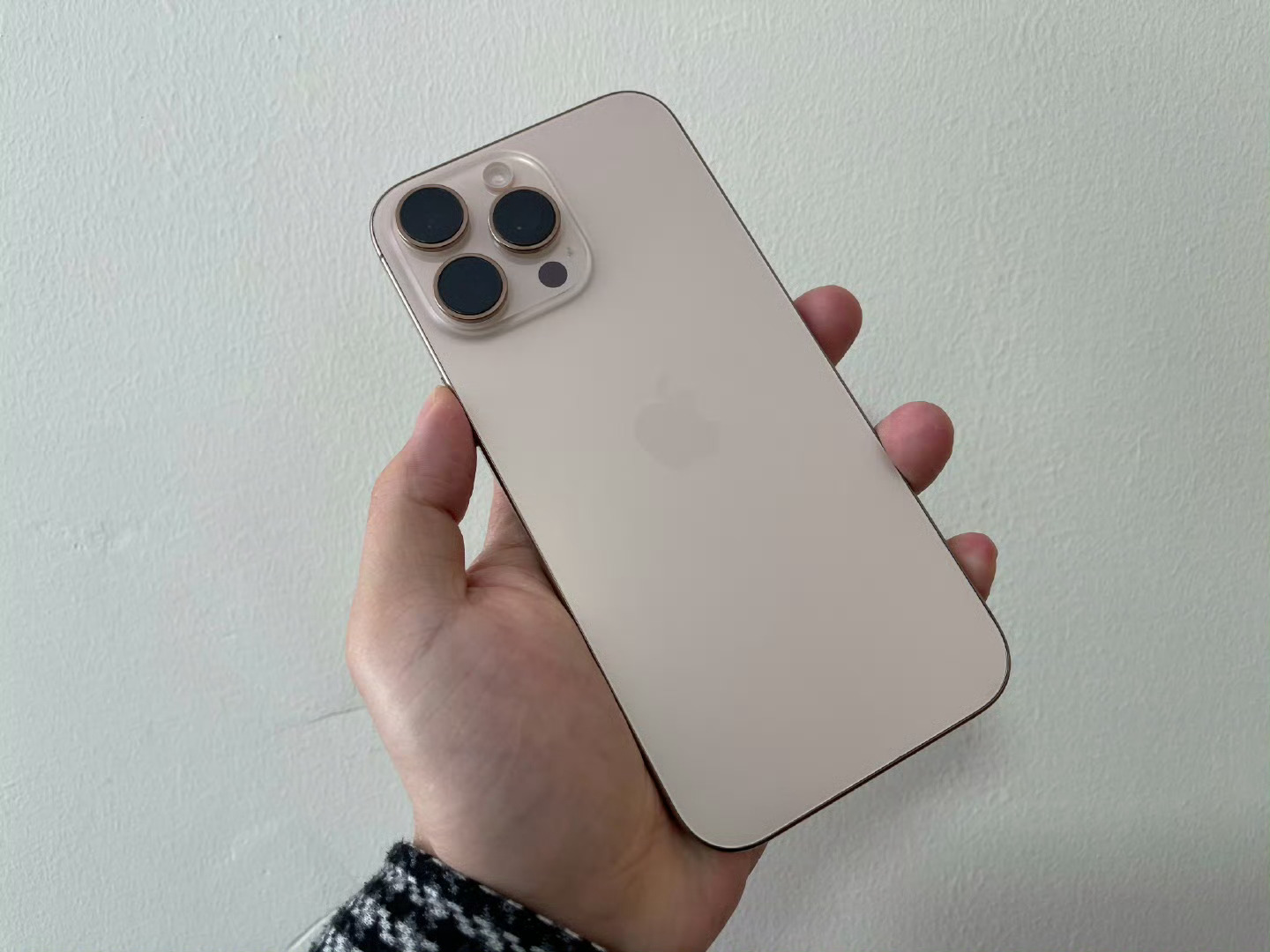 赵明回应iPhone降价对行业的影响 你们觉得iPhone降价对国产机有什么影响