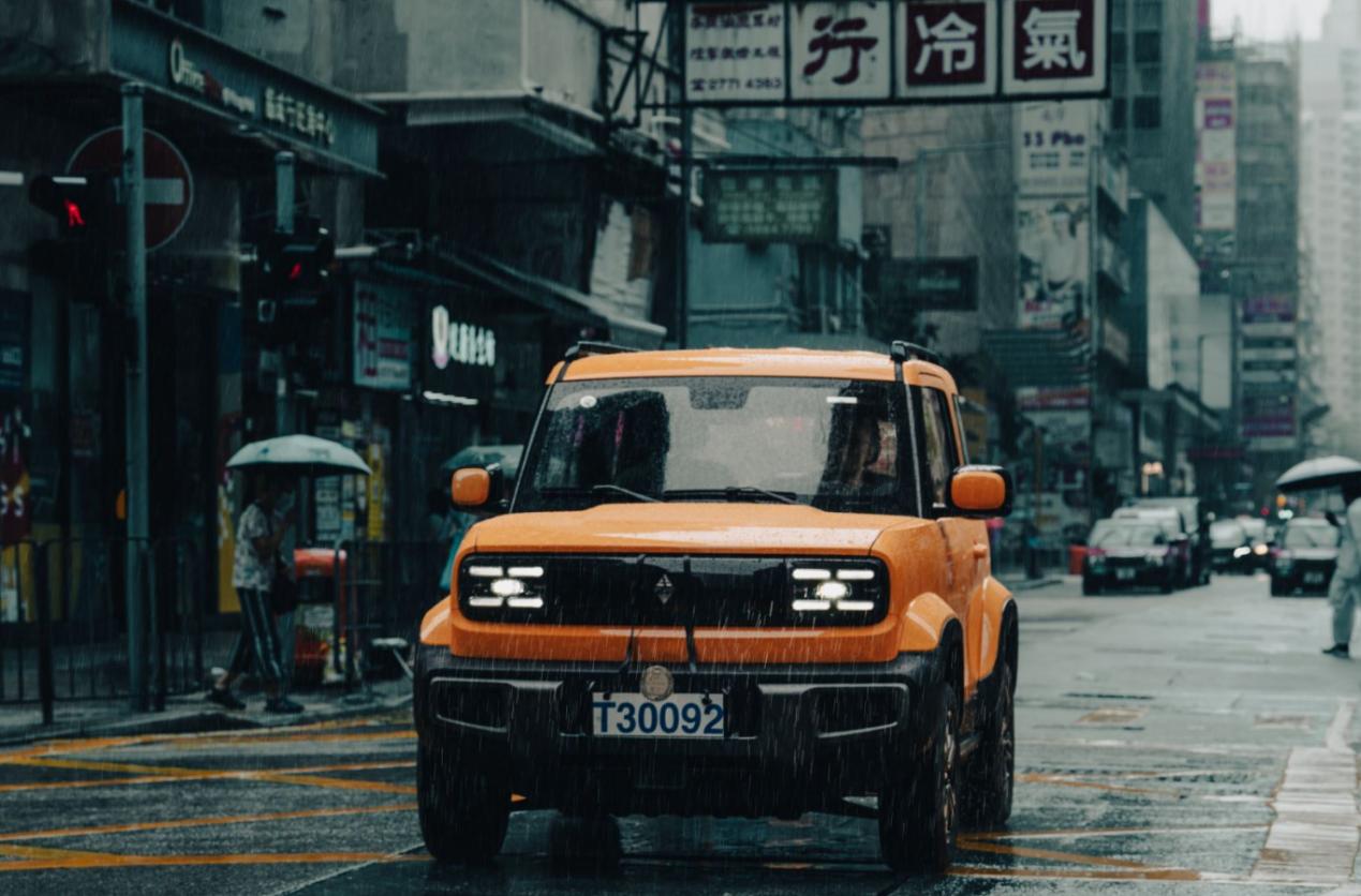 在香港街头看到国产新能源车是种什么体验？
 
近几年，我们的国产新能源汽车已经走