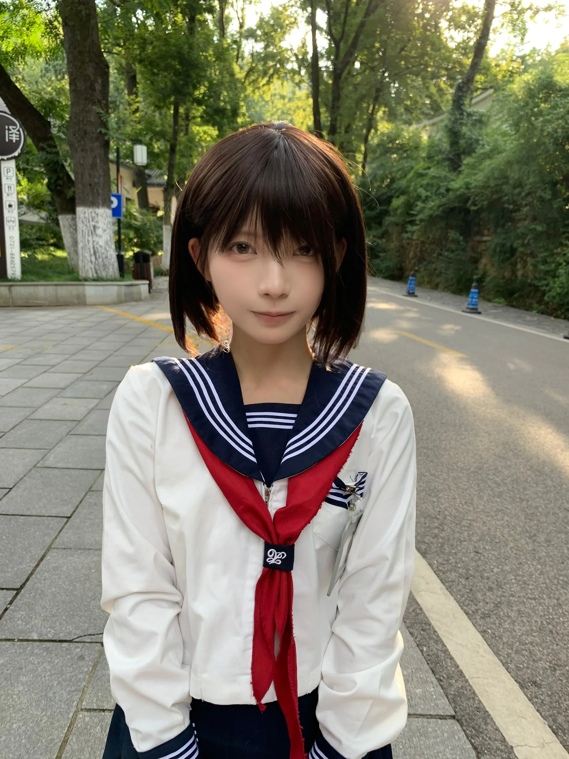 盯。