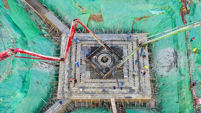 投资772亿工程开工仪式不到15分钟
 
谁能想到，一项总投资高达772亿元、历
