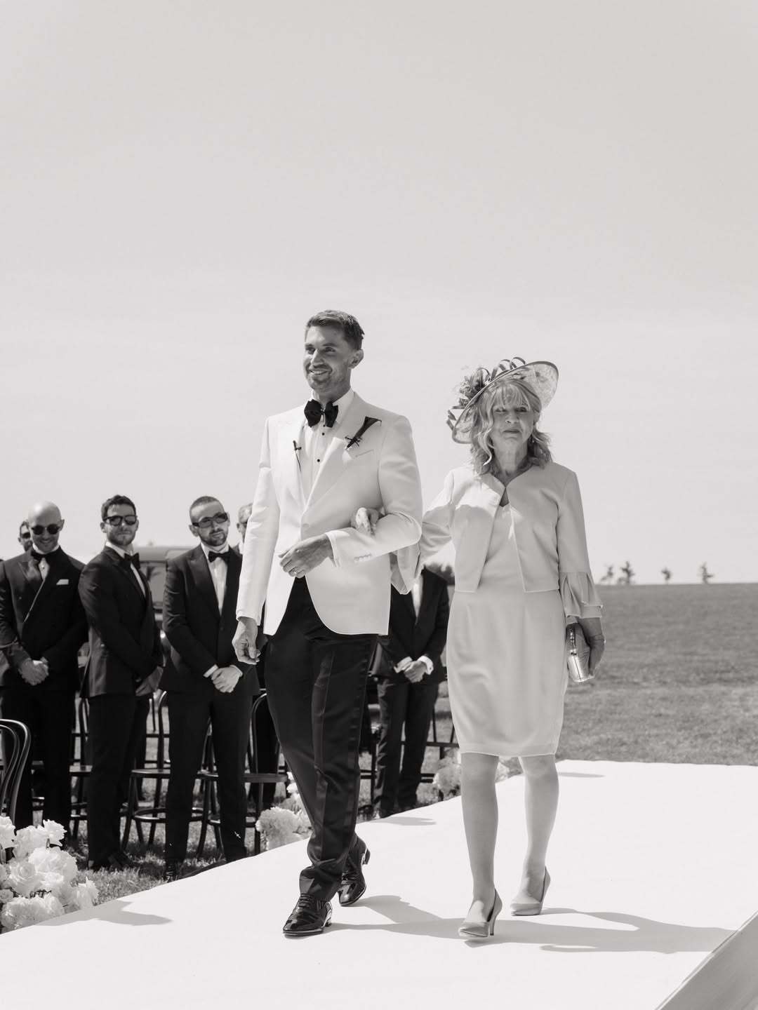 📸 | Max Parker分享与丈夫Kris Mochrie的结婚一周年纪念