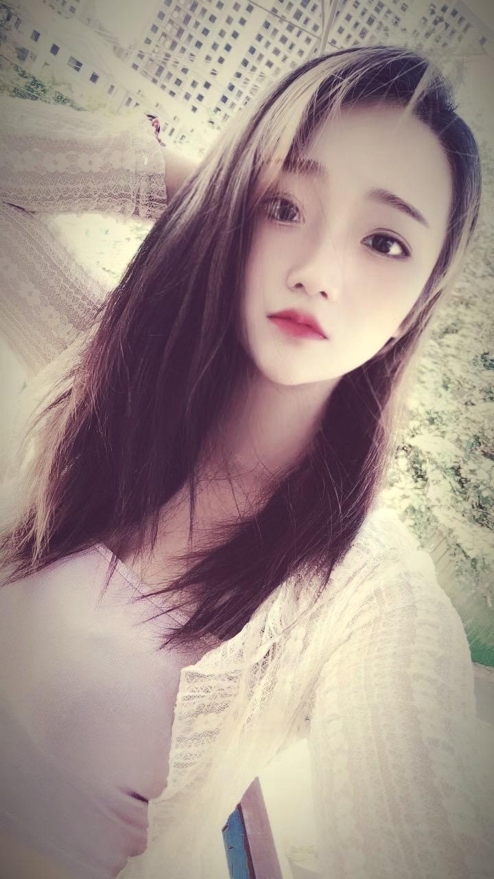 世界上有很多种东西都可以靠努力去争取，唯独拥有一个有情有义的爱人需要一些运气