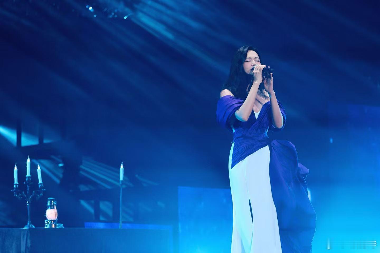 姚晨见到了破碎的穆祉丞三个少年 这段录制简直太搞笑了！牛在在和许珑瀚带着恩仔的立