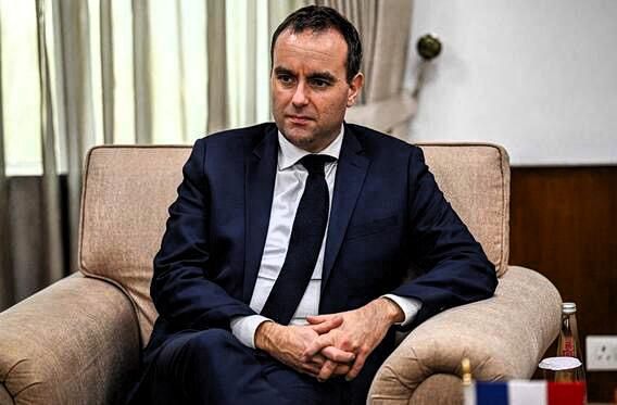 法国防长强硬表态，应允许乌克兰加入北约！

法国国防部长勒科尔尼表示，如果俄罗斯