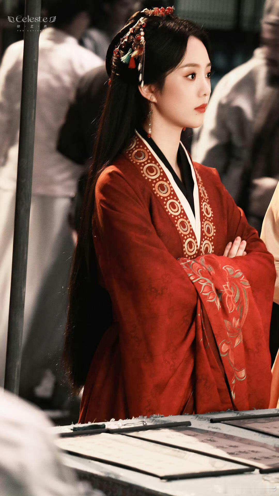 徐艺真怎么不算951呢 短剧圈的实力标杆！一年十几部作品高产高质，亮相泰国风云人