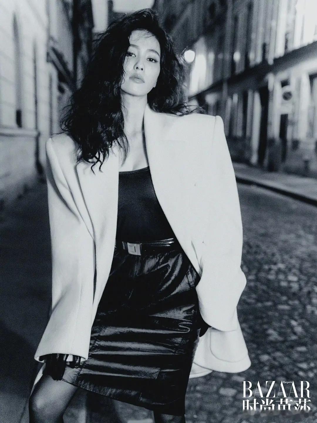 风格不同，白鹿好几次杂志都是不一样的风格，很喜欢！ ​​​