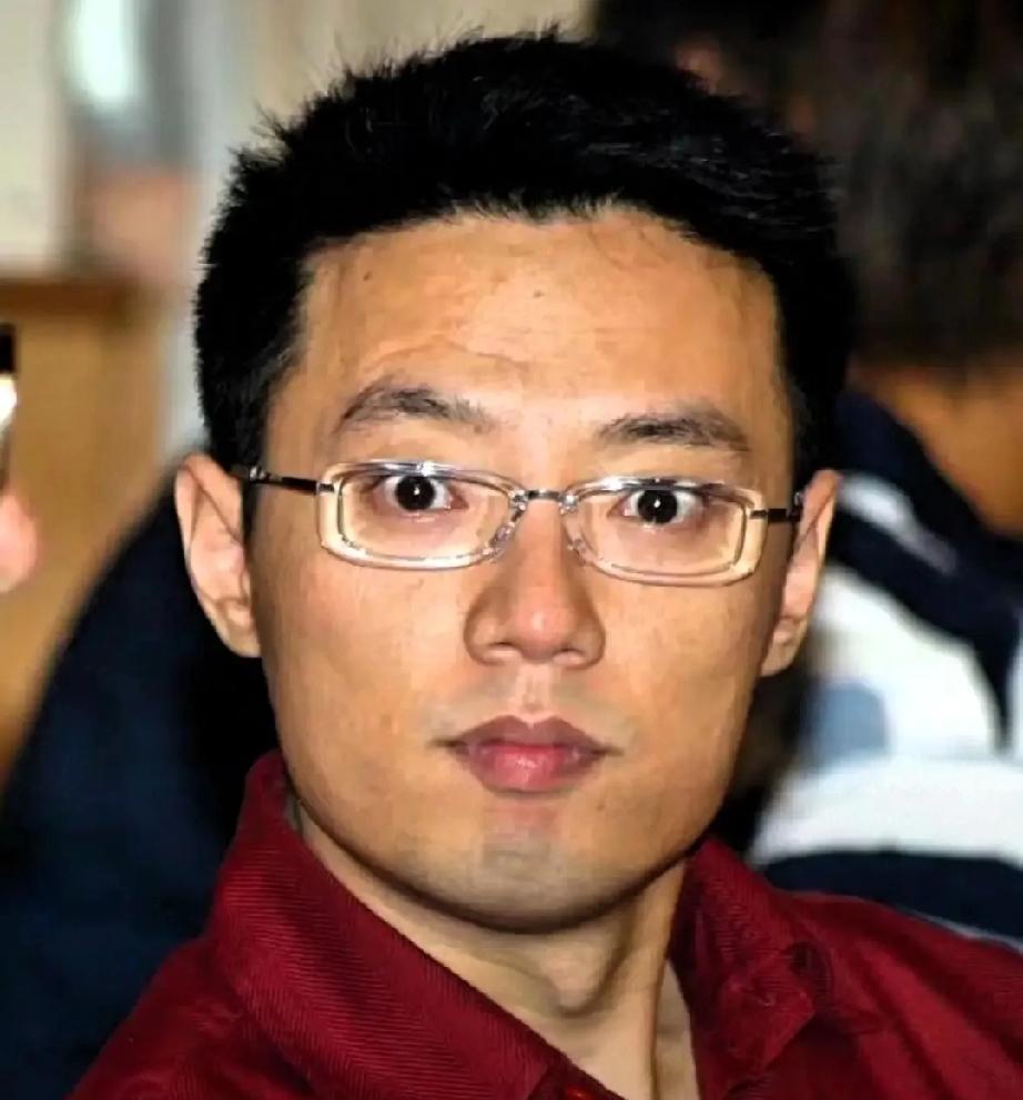 豪车玩家如何蜕变为500亿巨头？
尹喜地的传奇故事令人振奋！

曾豪掷3000万