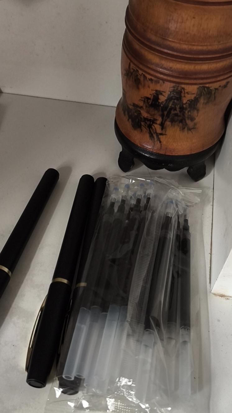 老同学聚餐聚会你们还参加吗?不会。我是真不想参加老同学聚餐。生活节奏快，工作压力