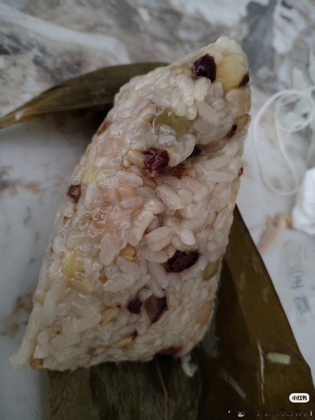 能统一南北方口味的粽子出现了 打破地域口味差异，融合甜咸风味，一口解锁双重美味，