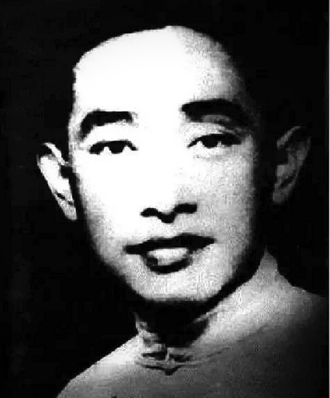 1928年，梅大栋被捕，敌人为了羞辱他，故意把他和偷牛贼关在一起，谁知偷牛贼对梅