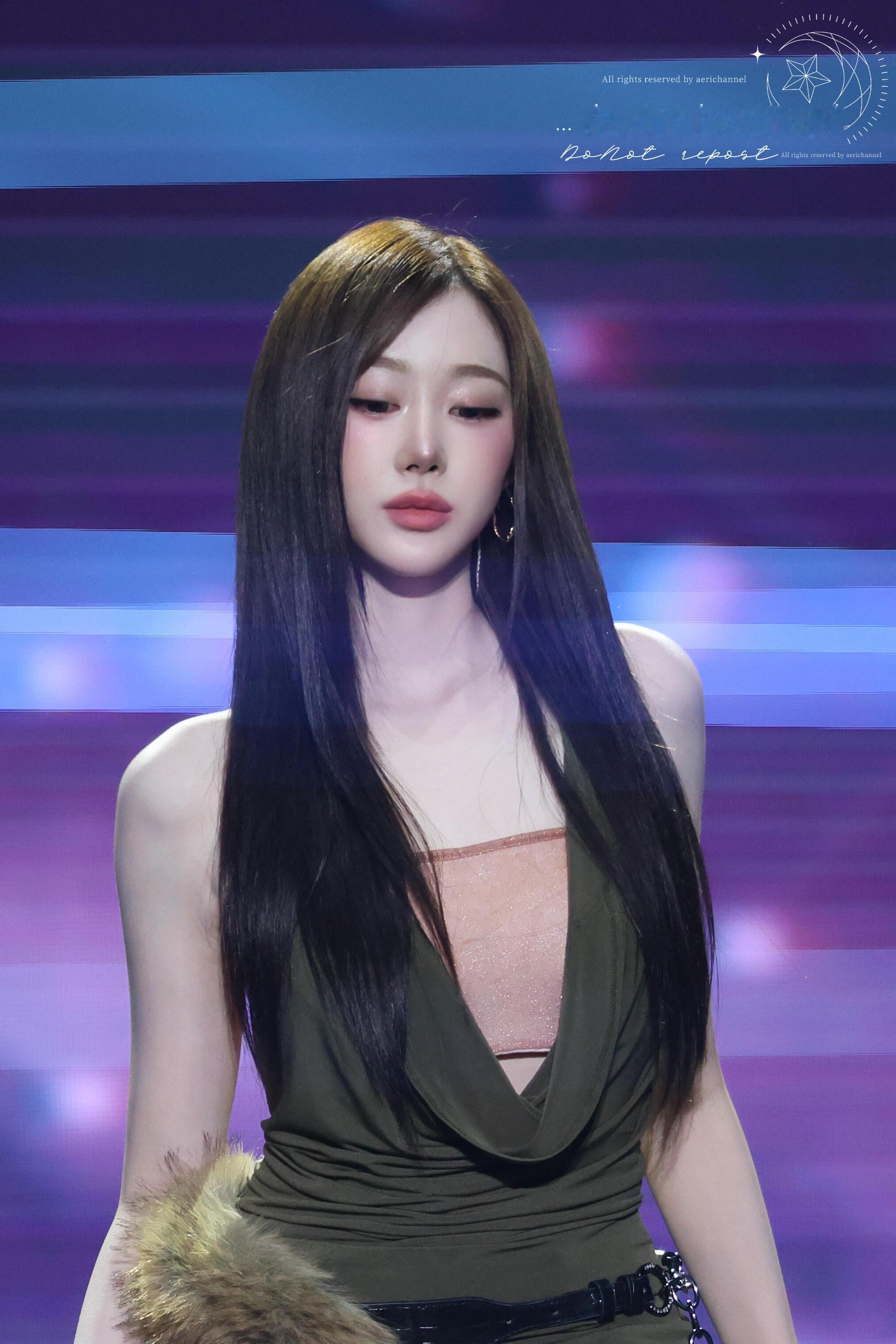 好漂亮好诱人的长中庭 就这么入了这位美丽长中庭aeri小姐的坑….💖cr.ae