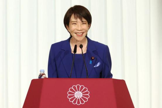 日本真能硬扛到底吗？表面稳如泰山，背后的压力其实比很多人想象得更大！

日本这些