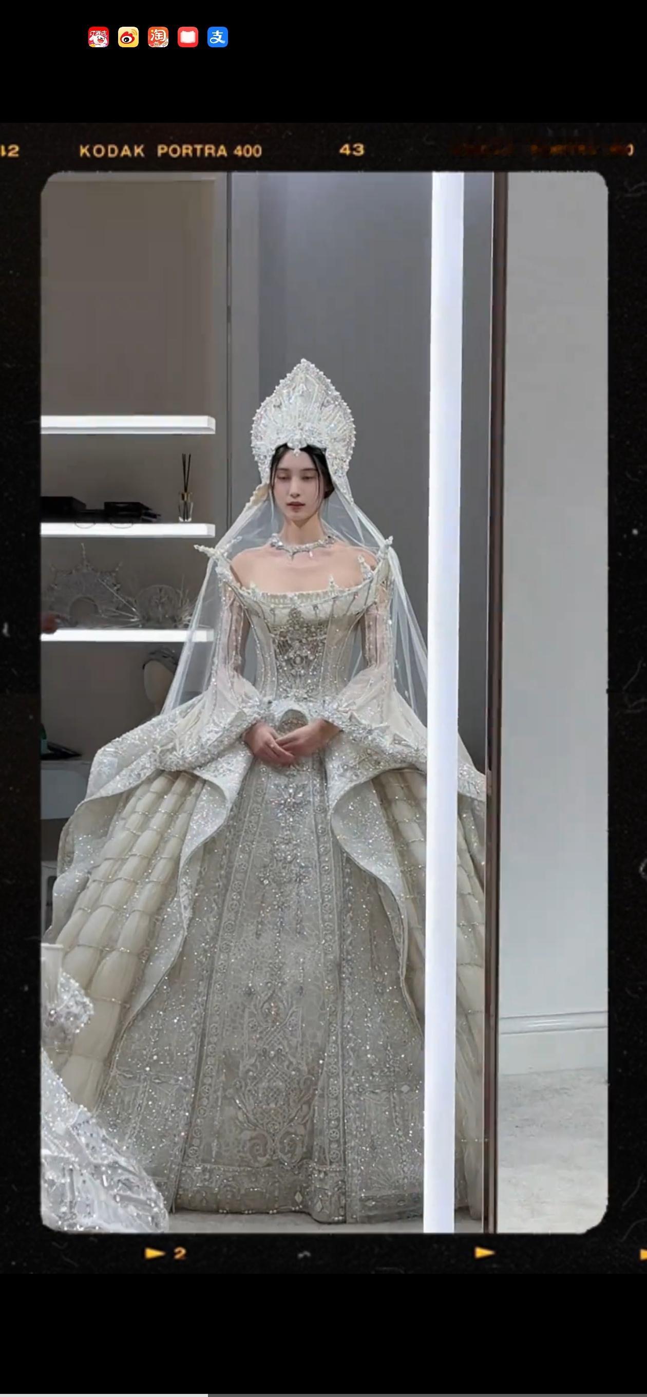 徐艺洋试婚纱，有钱人的审美咋样？ ​​​