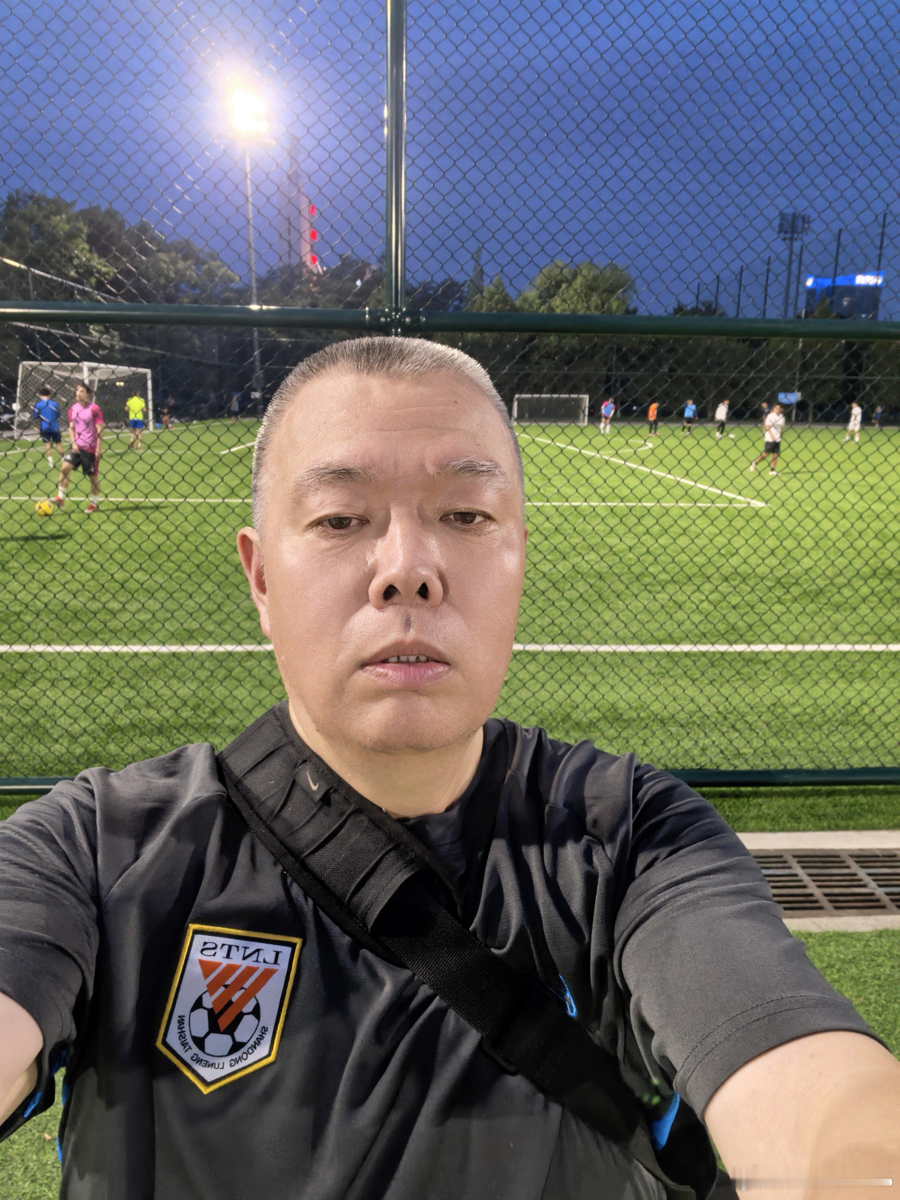 今日训练数据。左膝让宫晴弄伤了，数据不太理想。和地勘院苗老弟拼了一趟速度，再次证