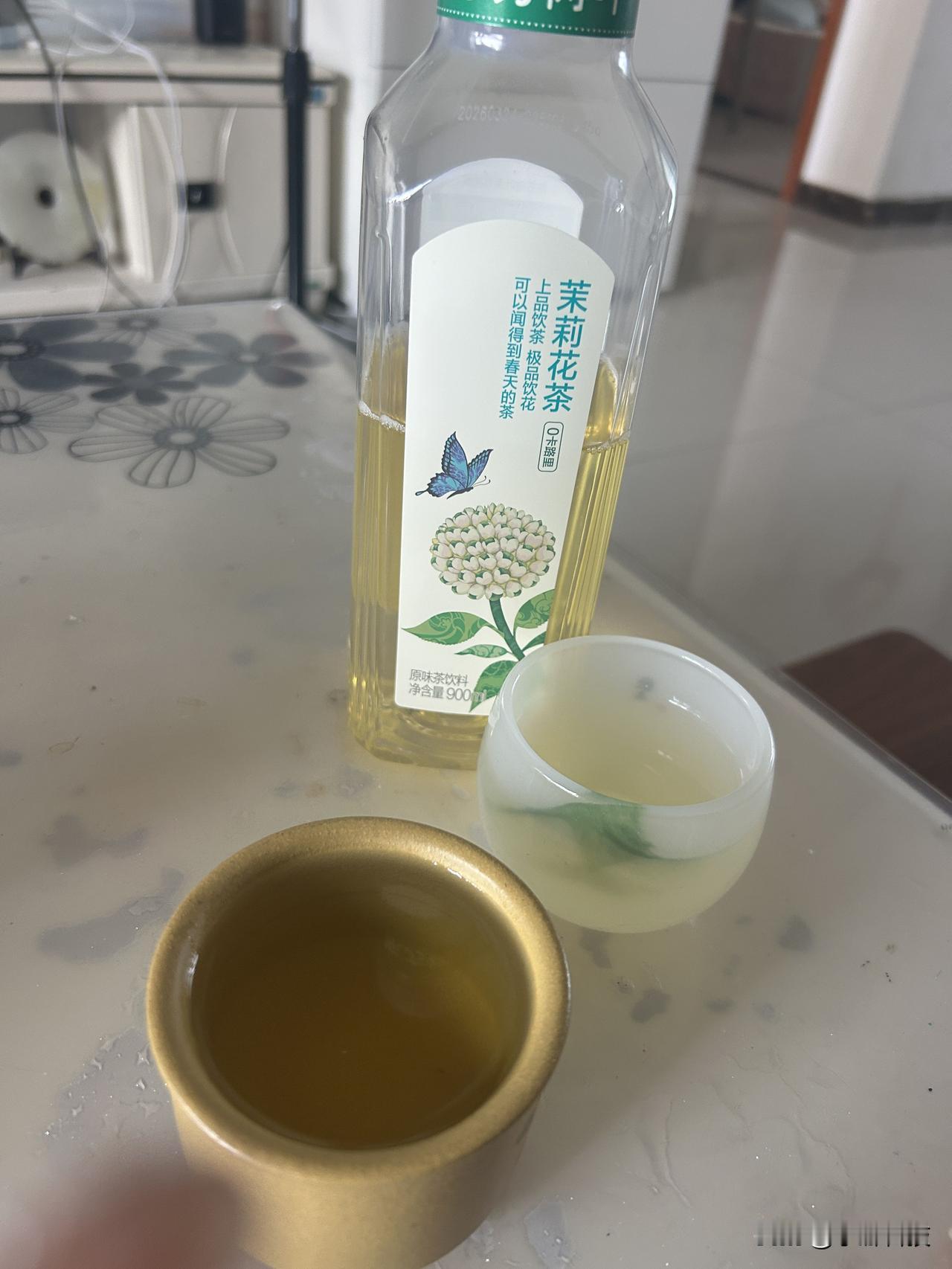 人到了一定年纪，越来越多夫妻慢慢接受分床睡、分房睡。可唯独我始终耿耿于怀，从来无