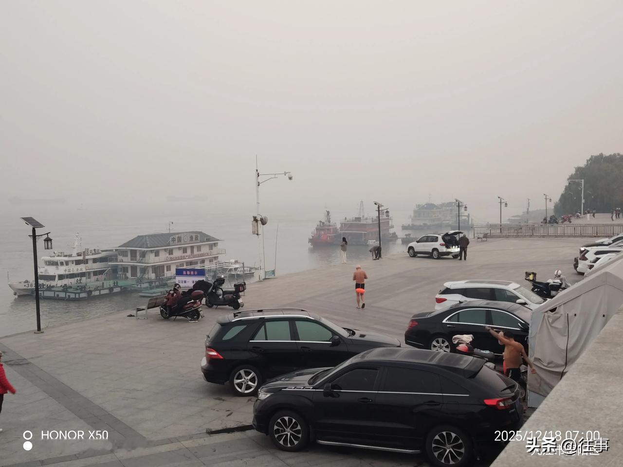 2026年坚持每天晨练，长江岸边晨练打卡分享运动快乐，每天坚持锻炼身体健康快乐每