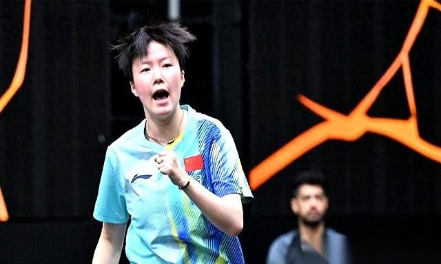 10月4日，范姝涵在WTT中国大满贯女单首轮以3比0横扫印度选手斯莉嘉·阿库拉。