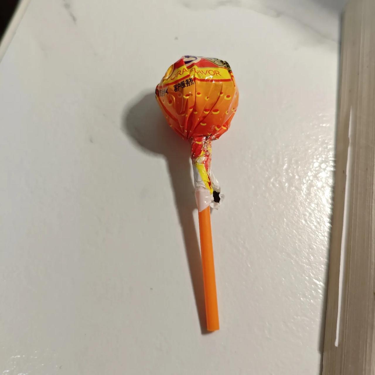 普通打工人，

千万不要瞧不起 一分钱，

很多人会说，一分钱连一个棒棒糖都买不