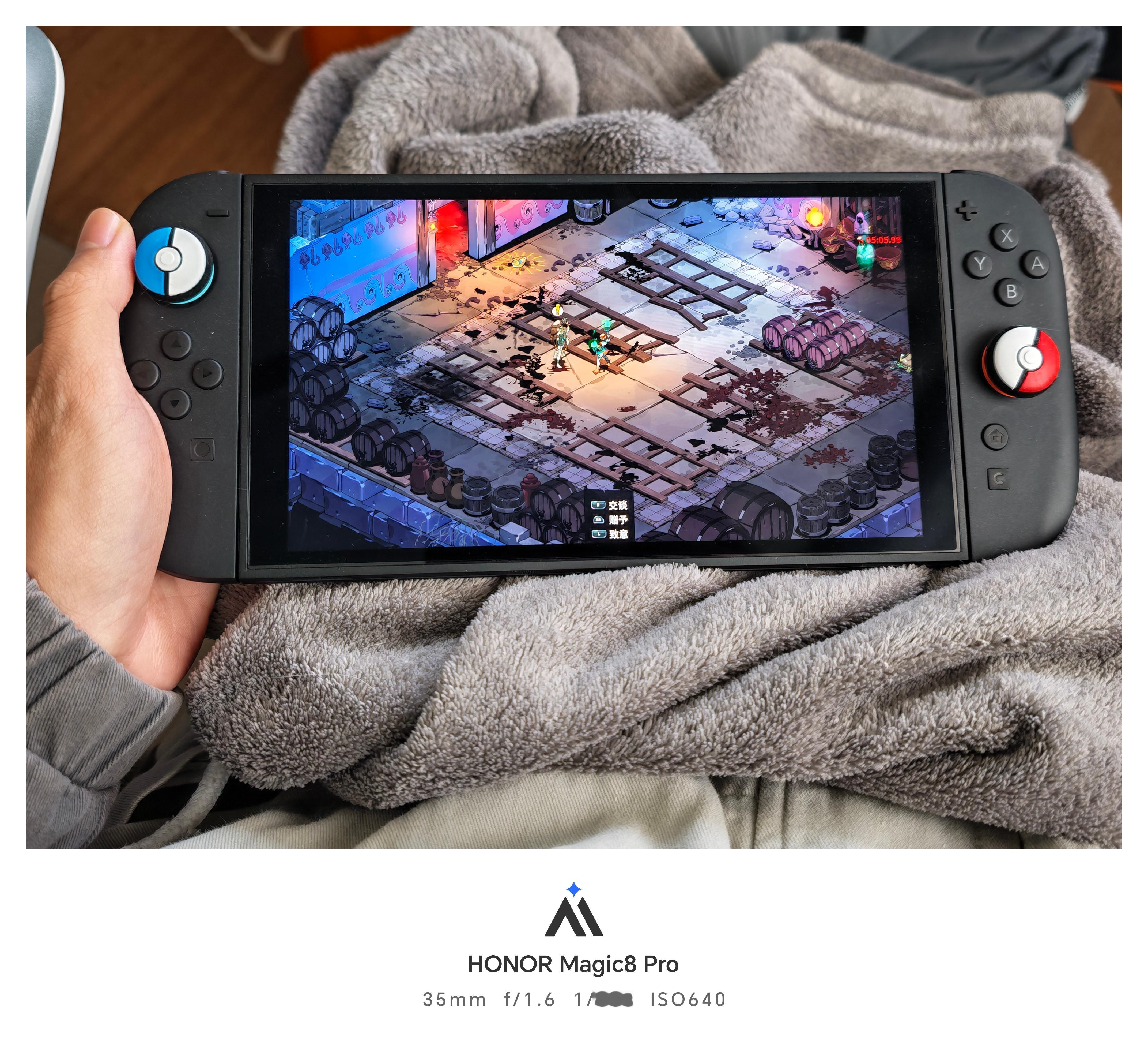 黑帝斯2真的上头，最近几天闲下来就玩，地表BOSS好难打