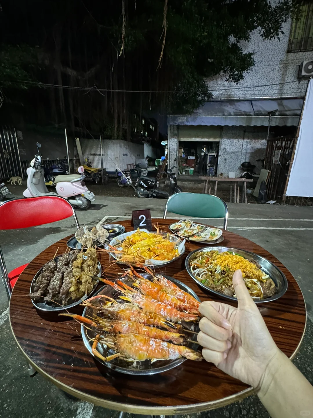 深圳！好吃的烂偏偏海鲜烧烤…