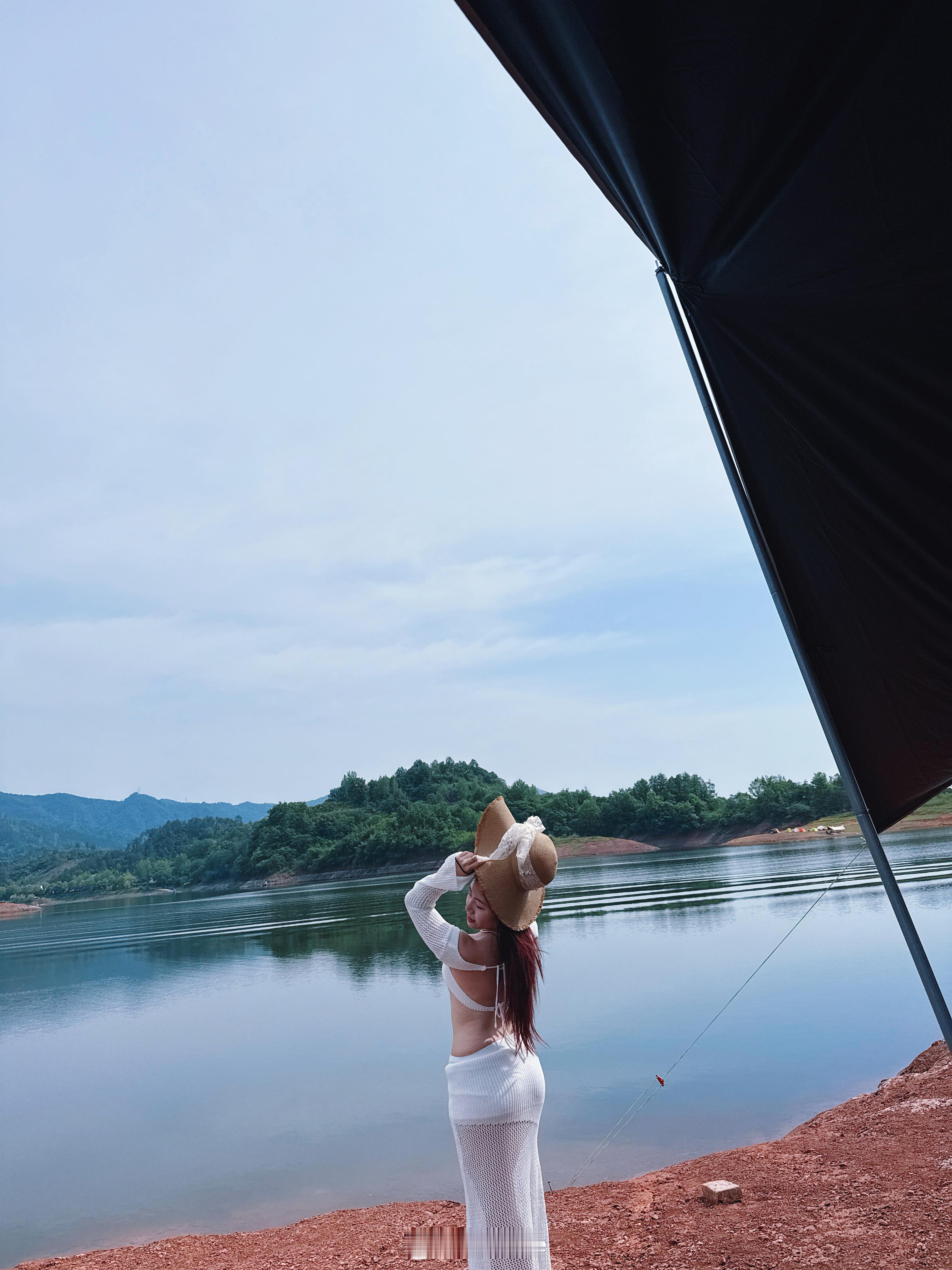 上班还在五一假期的后遗症中  ​​​