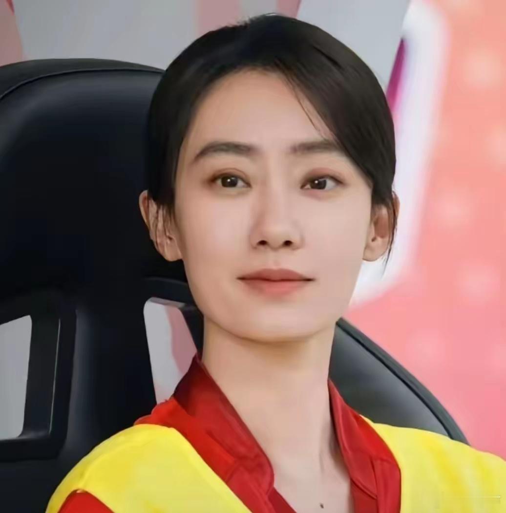 张小斐在《功夫女足》中的选择，签订零片酬协议，选择票房分成。就这一点，很多人就不