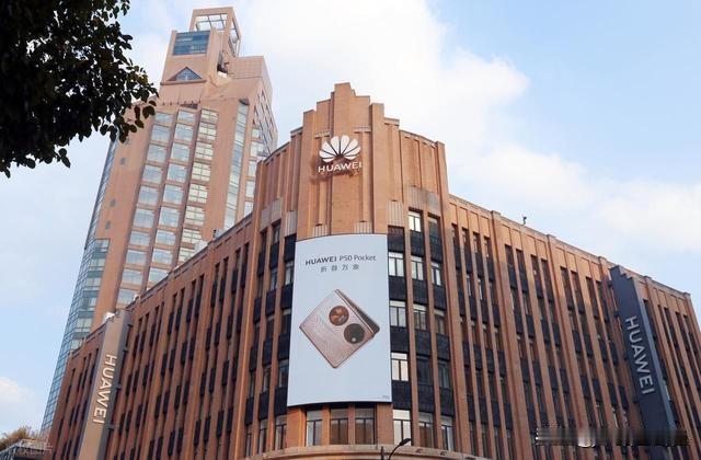 中美站在AI的十字路口，任正非选择扎根产业的发展之路
 
  当下，中美正一同站