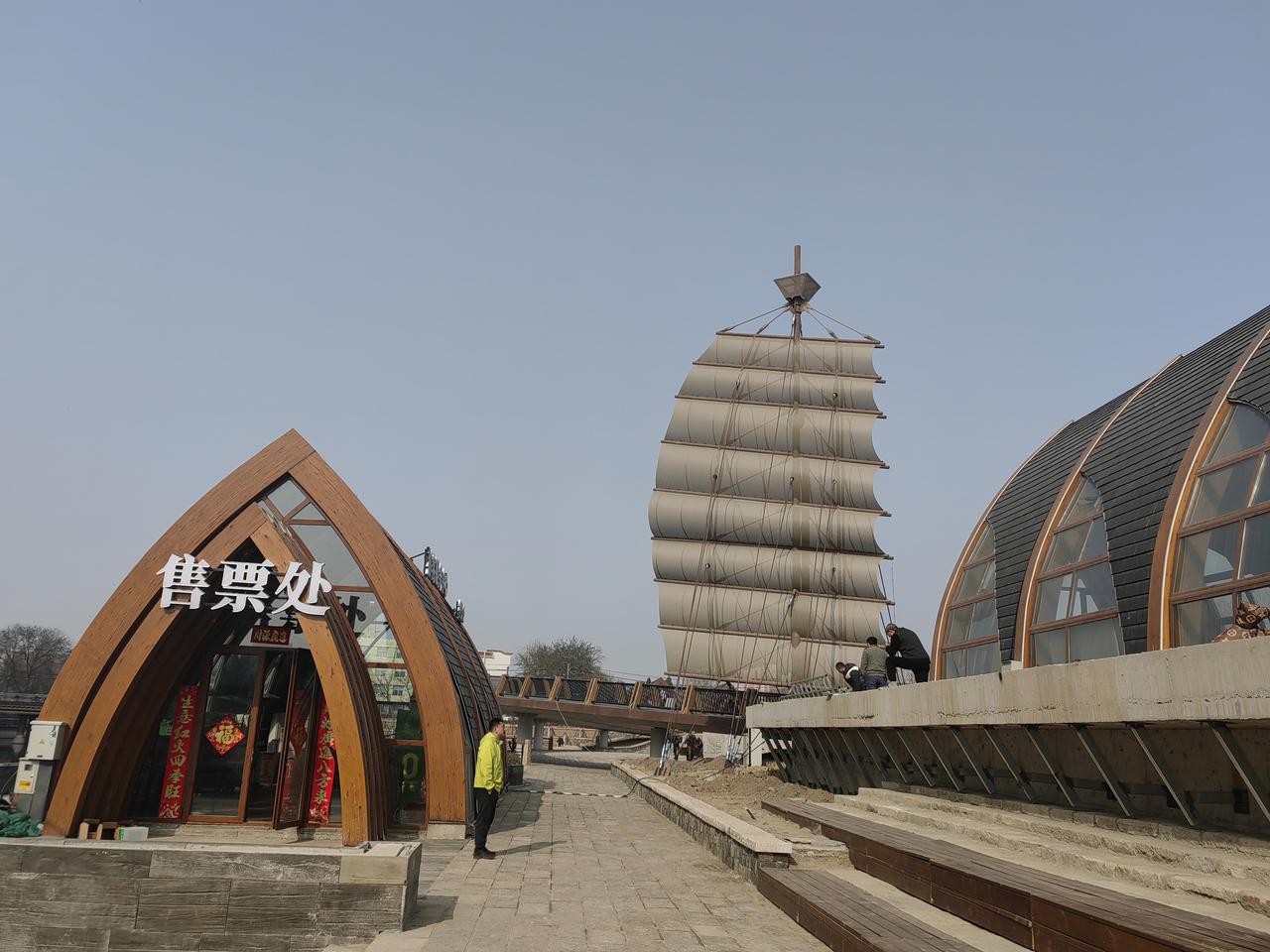 保定南关码头必定会成为保定人的一个打卡地，也必定会成为人们休闲的一个地方。码头的