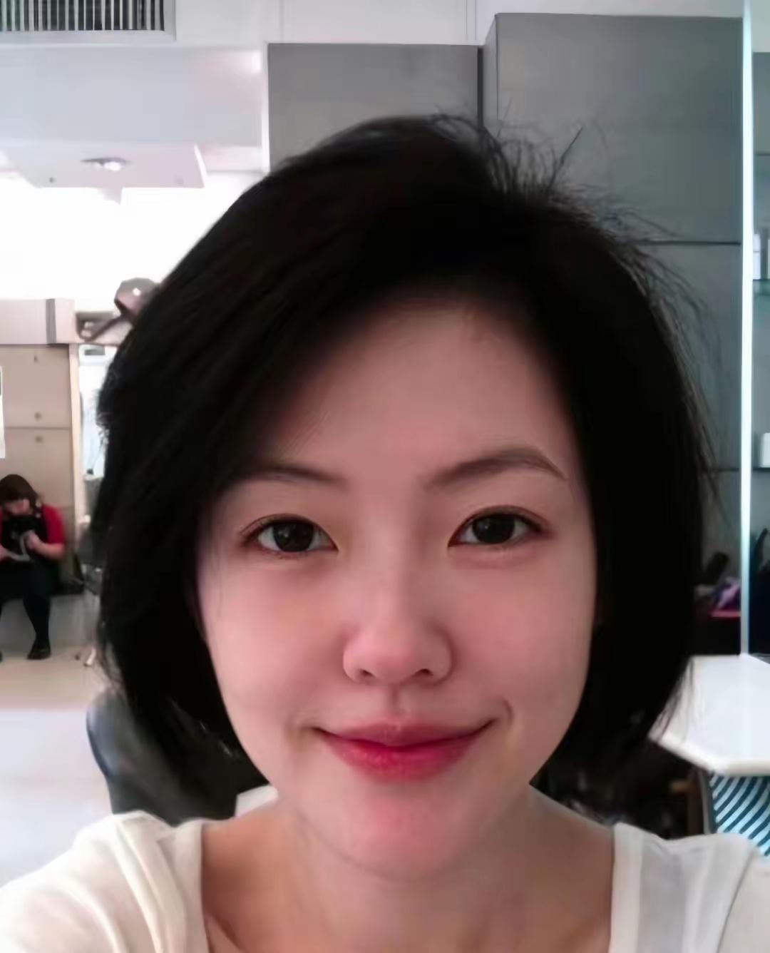 小S回应了
不是她不管大S的2个孩子
而是2点原因她实在是没法插手
​第一没人正