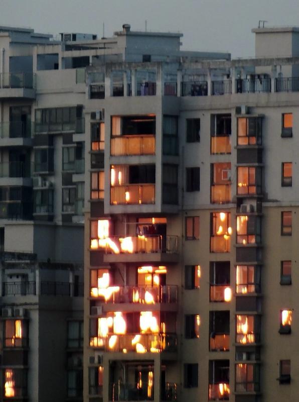 光污染这事儿，真是越来越不能小瞧了。研究发现，它和阿尔兹海默症风险显著相关。现在