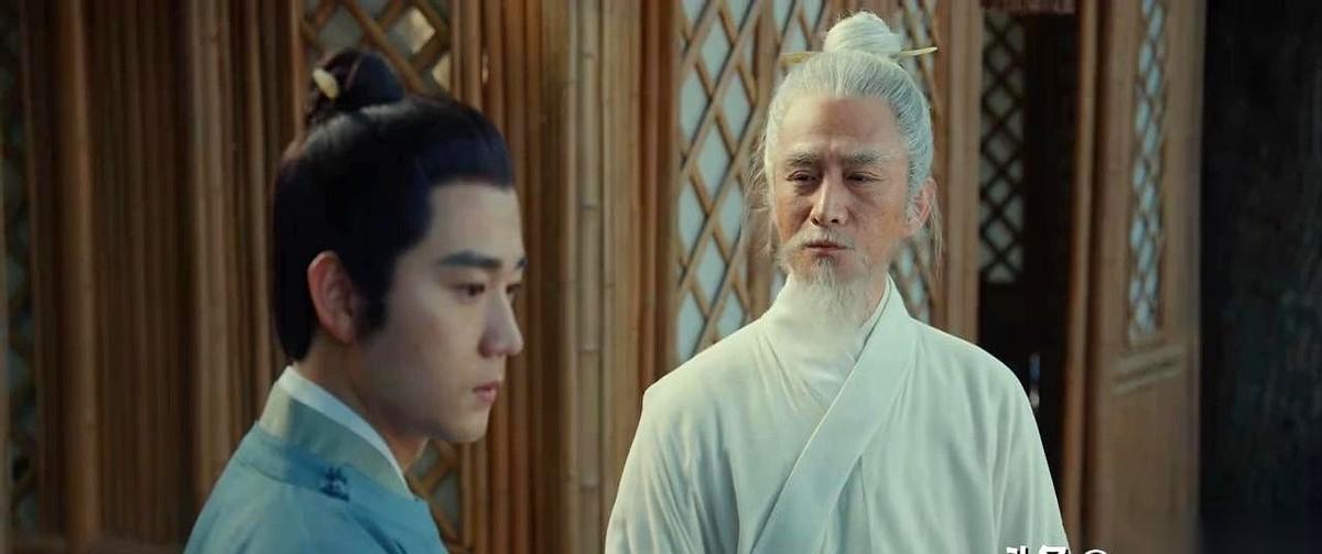 《太平年》里最解气的一幕，不是皇帝出手，也不是大侠行义。
那个连赵匡胤都只是贬官