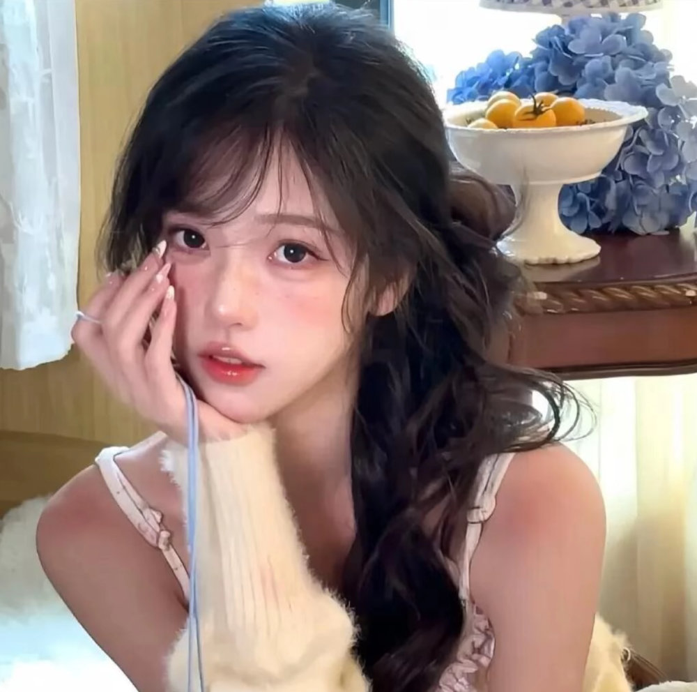 历遍山河，觉得人间值得。 