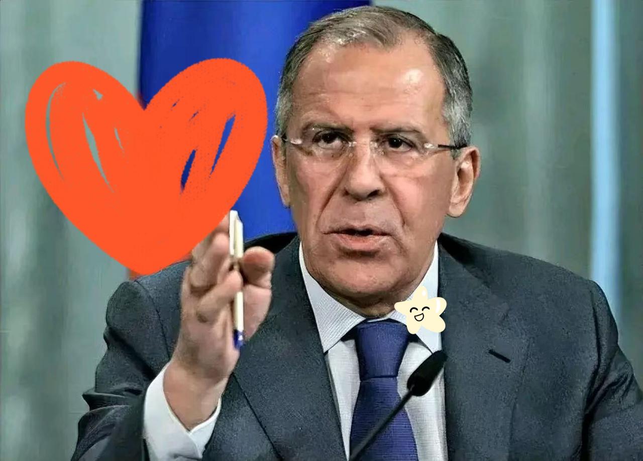 就在刚刚
俄罗斯外长宣布
11月8日，俄外长拉夫罗夫透露，俄方至今没通过外交渠道