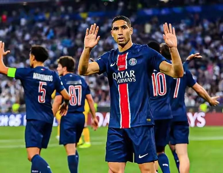 巴黎圣日耳曼5-0国际米兰，夺得欧冠，一战踢出诸多不可思议……！

1：5-0，