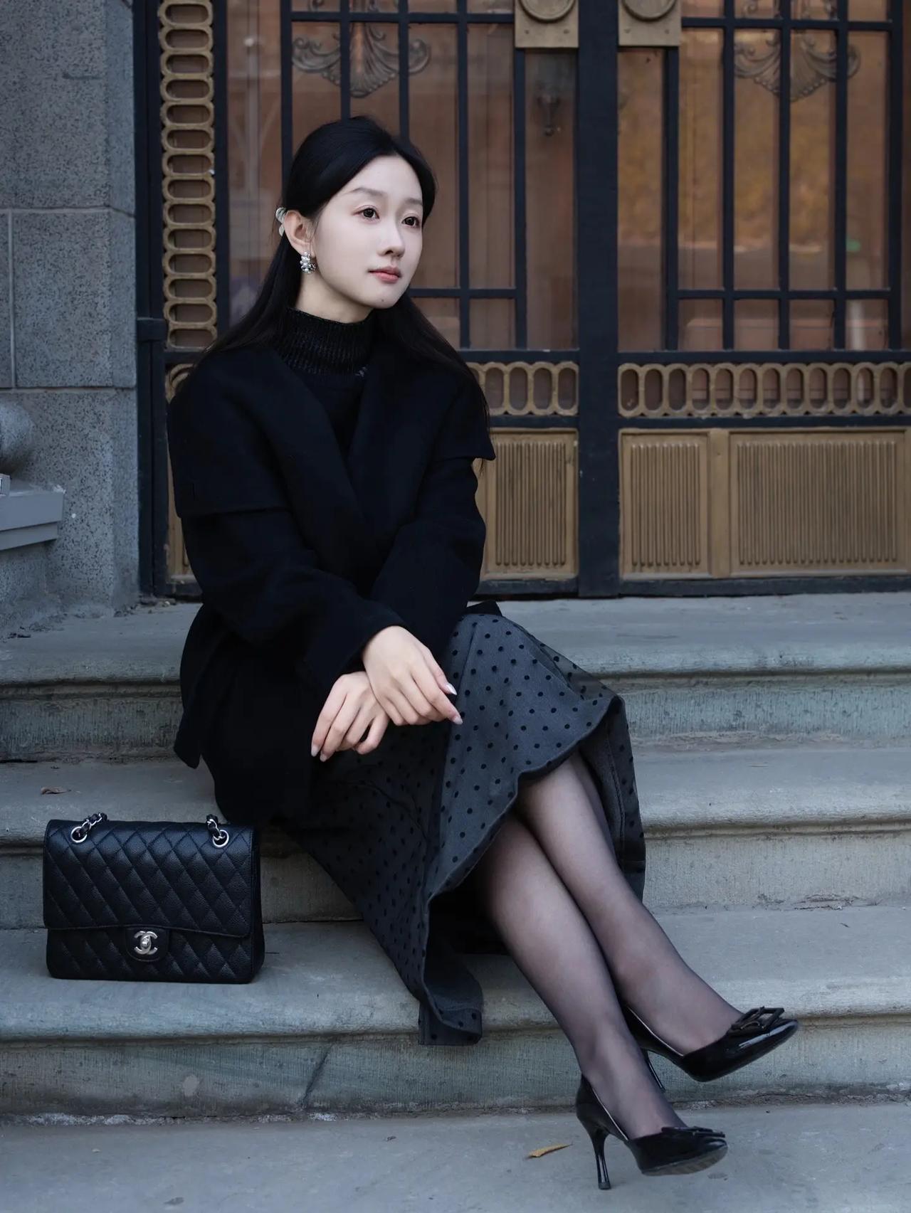 冬天简直就是清冷感的代名词。晒一晒你的日常穿搭 晒图笔记大赛 职场上的形象穿搭重