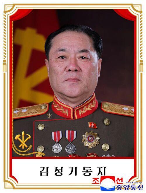 红线已划！
朝鲜国防相重磅警告：绝不坐视美日韩军事围堵。
 
新华社援引朝中社9