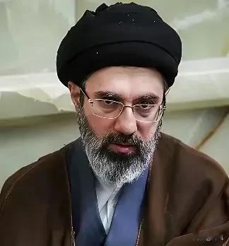 伊朗现在终于明白过来了，自己不管买什么装备都没用，现在的当务之急就是要把美国在自