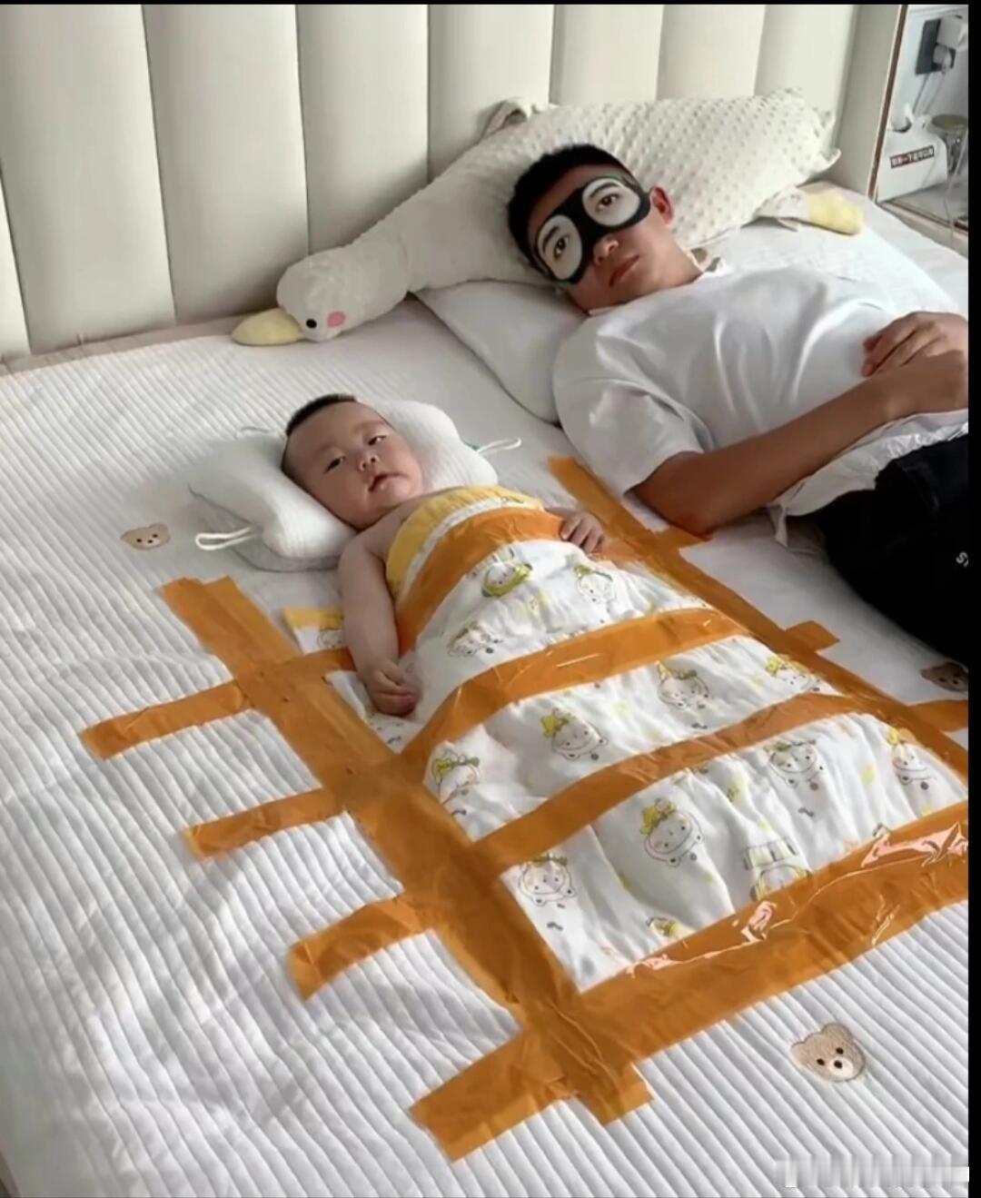 #论爸爸带娃有多奇葩# 爸爸带娃，活着就行 ​​​