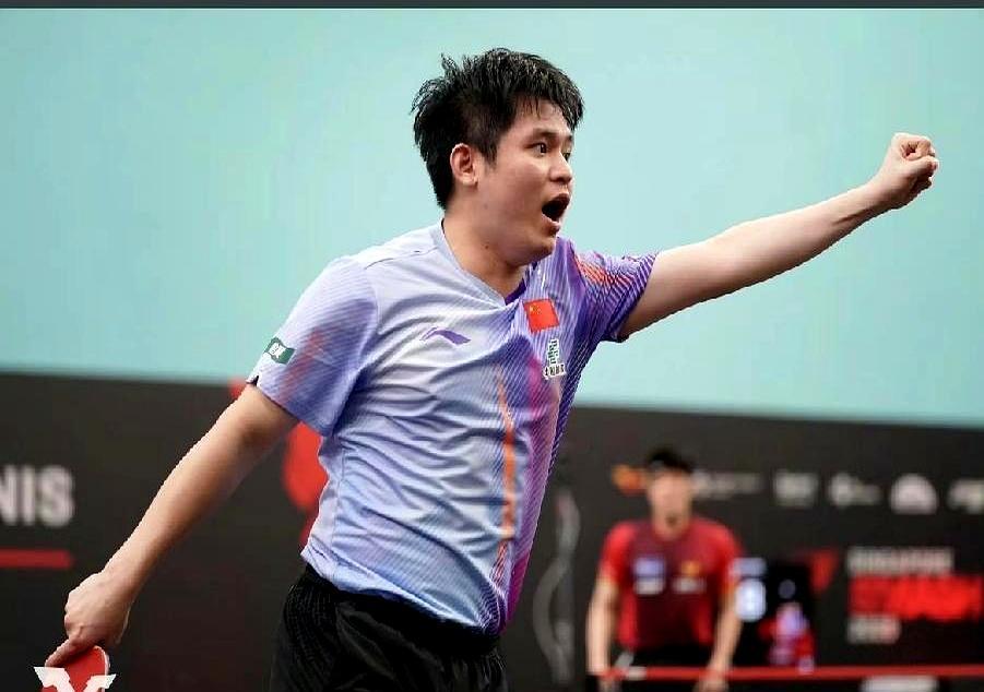 离重庆冠军赛开场没几天，世界第三的林诗栋突然扔下球拍退赛，连带日本的伊藤美诚和早