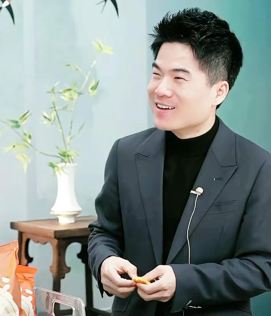 1. "黎明之前天是最黑的，只要再熬一点点时间，天就亮了。"
难的时候，就靠这句