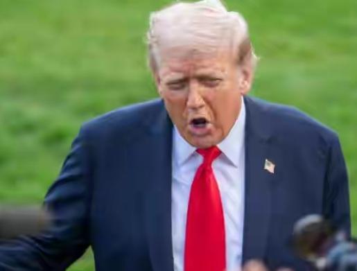 美方挺能作的。一边喊着要谈判，一边动手扣人家伊朗的船、封锁人家的航道，把伊朗逼到